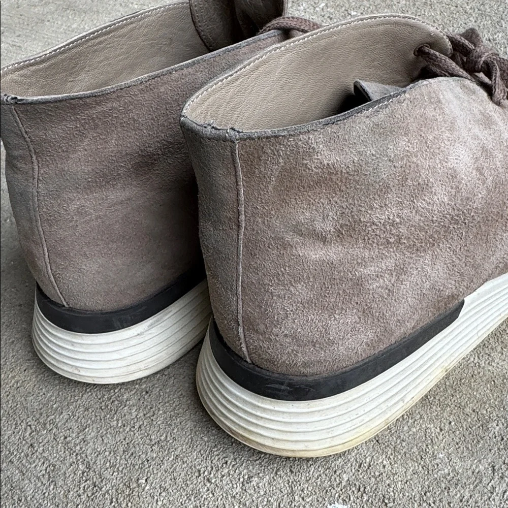 Wolf & Shepherd mens 8.5 M tan suede leather chukka style hybrid boots
